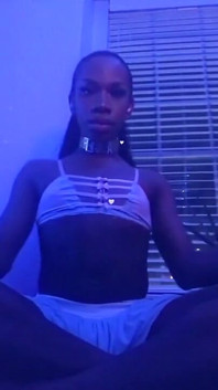 Expérience de petite amie : l'absence rend le plus dur plus fort, partie 1, vous en vous envoyant des rappels de moi.