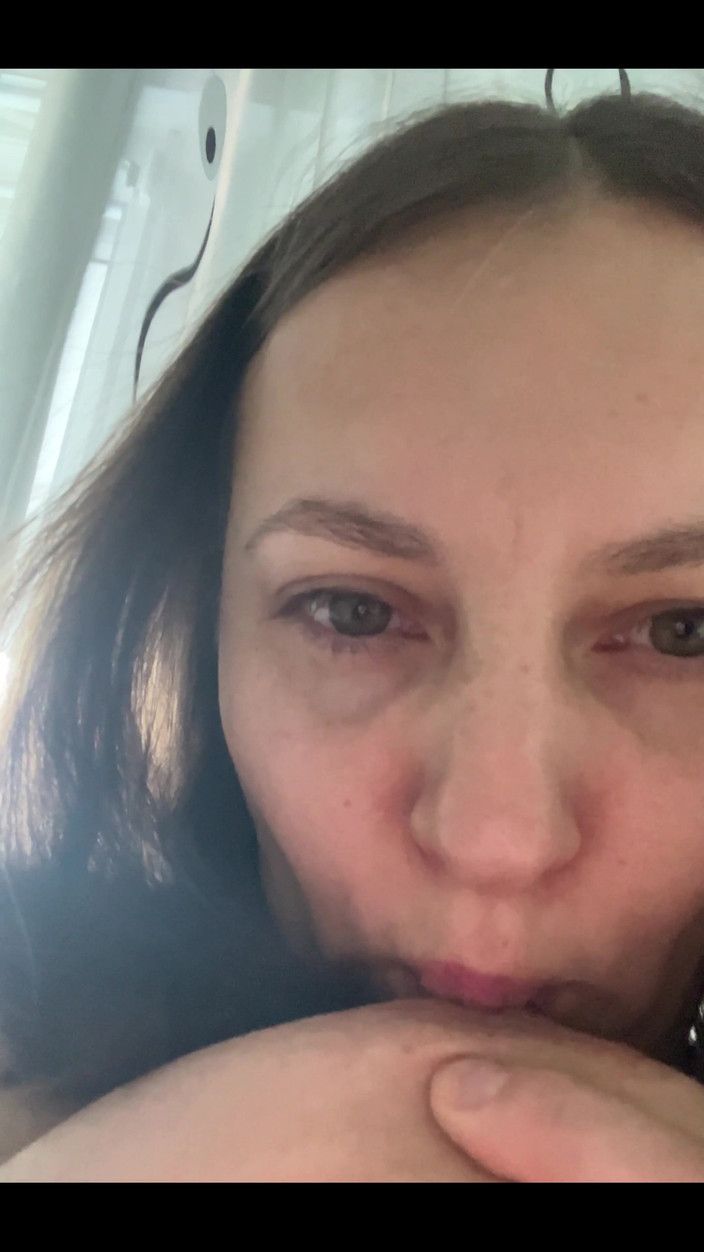 Crypto Mommy: Alles, was ich brauche, ist, dich mit mir tun zu...