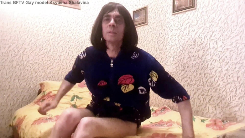 Ksyusha Shalavina: Ratu seret Ksenia kentut seksi dengan pantatnya 25.09.2025 Fullhd