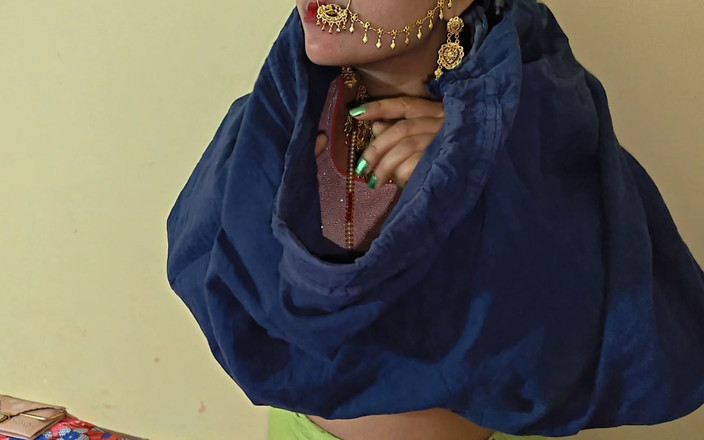 Lalita Singh: 핫한 인도 인도 마을 바비는 데버와 오랜만에 만났어