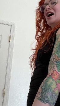 Door je te cucking word mijn pik groter: futa pov zuigen en neuken