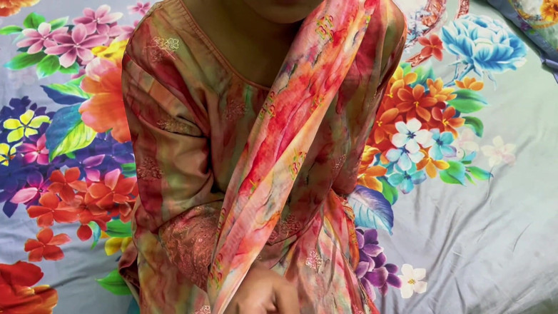 Kaleonjoybd: My Brother-in-law Fucked Me When My Husband Is at Work