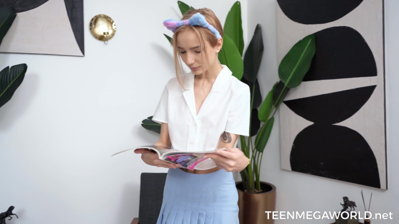 Teen Mega World: Fashion Addict Gets Her Orgasm