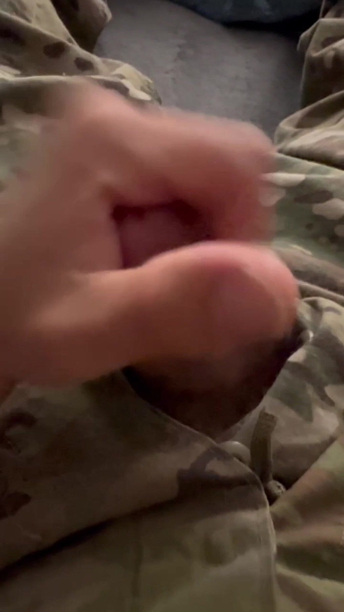 Gay Soldier Stuff: Horny Soldier Jerks off in Uniform Before Work Showing off...