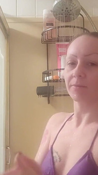 For All My Hair Lovers Watch as I Wash It All in the Shower