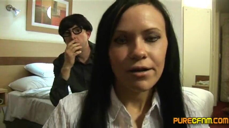 Pure CFNM: Fait pour le service