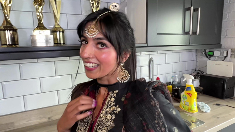 Danny D: La Ragazza Aaliyah Yasin Implora Il Creampie Di Danny D