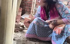 महिलाएं कंस्ट्रक्टर के साथ चुदाई करते हैं