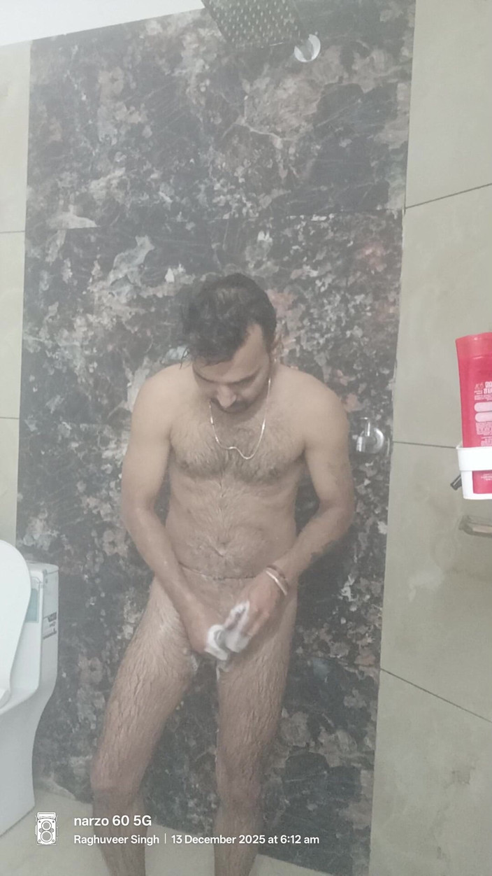 Rajasthani-old-lover: Oficer armii indyjskiej dostaje prysznic