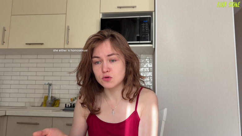 Kira Stone: Udělal jsi se z penisu? Udělal jsi se z jazyka?...