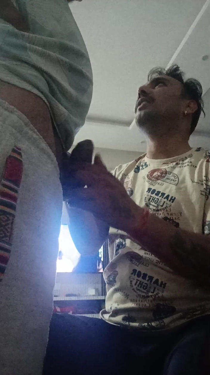 Rajasthani-old-lover: Lelaki Desi Menikmati Seks Dengan Bapa Tiri Jiran Dan Pegawai...