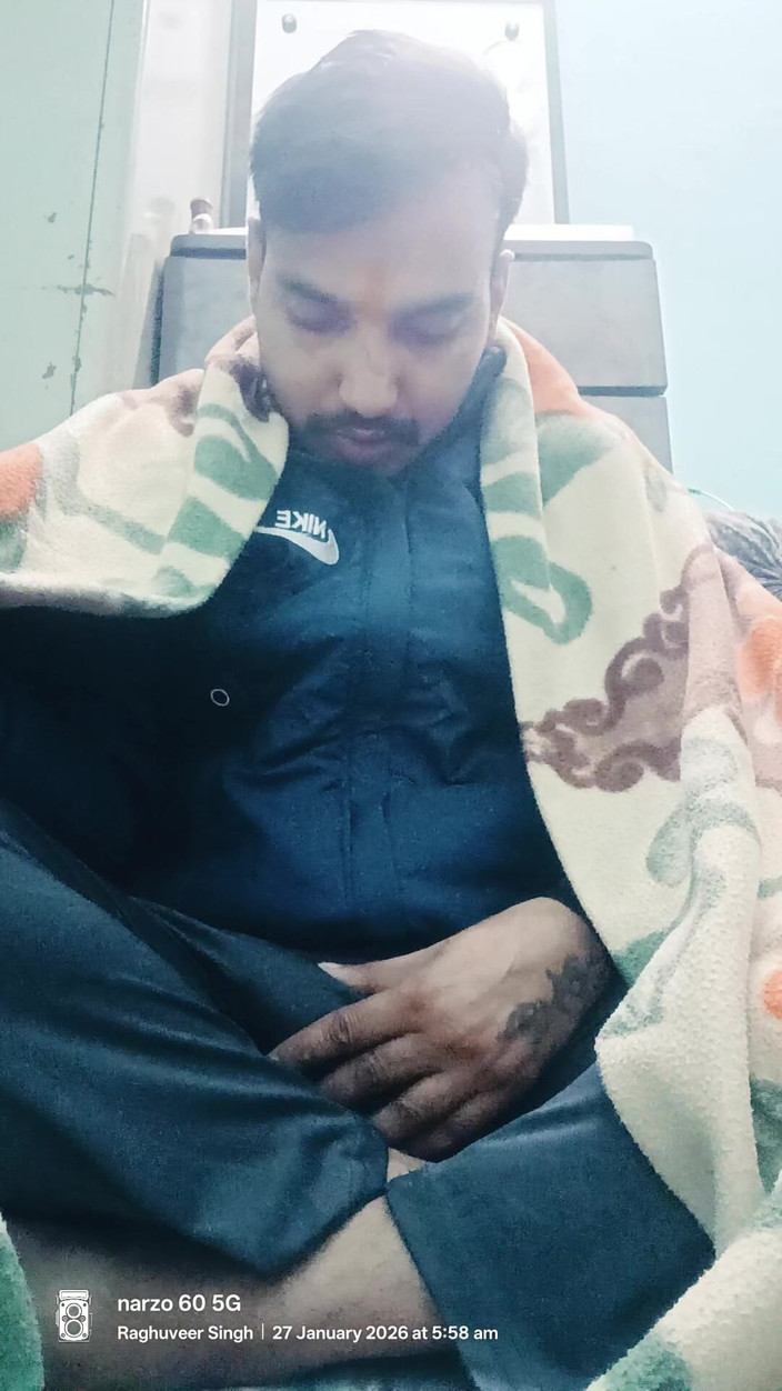 Rajasthani-old-lover: Perwira gay India