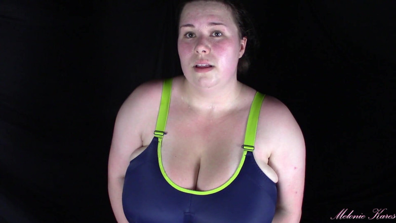 Melonie Kares: 汗をかくエクササイズセッション