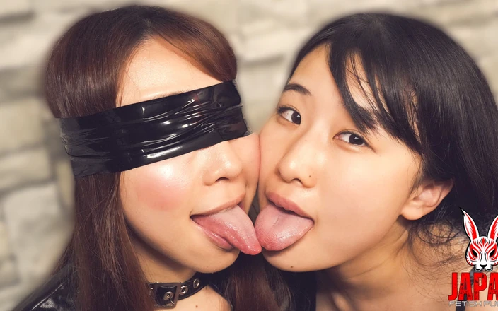 Japan Fetish Fusion: Мінамі Ікеджірі із зав'язаними очима тримала мокрі поцілунки з облизанням язика від Кокомі Ічінарі