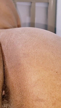 내 배다른 아들을 빨아줘 후장 핥기 만족이 필요한 계모