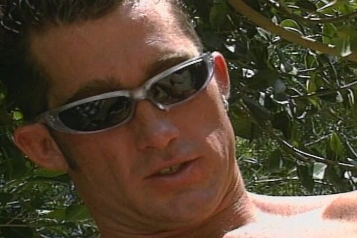 THAGSON RETRO: Draußen, piss trinkennde schlampe wird hart gefickt