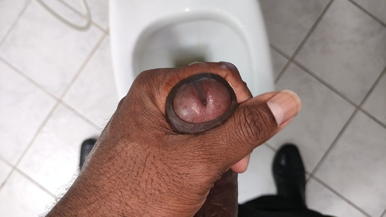 Blackcock83: Il mio video di masturbazione sapiente