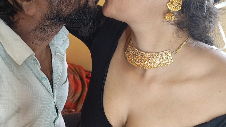 Pushpa porn: Hot and Cute Deep Lip Kiss