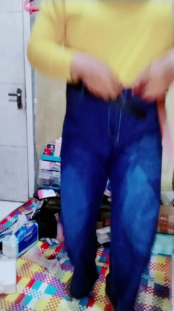 Ivvy Crossdresser: Ivvy хіджаб кроссдрессер, одягнений в джинси, а потім мастурбує