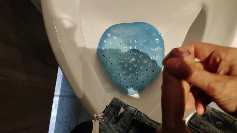 Bayer911: Kencing di Bier Lokal