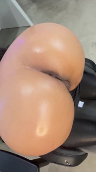 In Meinen Lederleggings, Während Ich Angezogen Bin - Raissa Conte