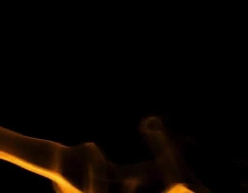 Maeling: Giganta destruye las pequeñas bolas de un ser humano pisoteando -...