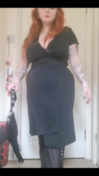 Serving You Morticia Addams Vibes