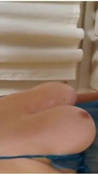 Sborra troia, moglie puttana ama la gola profonda e sperma in bocca.