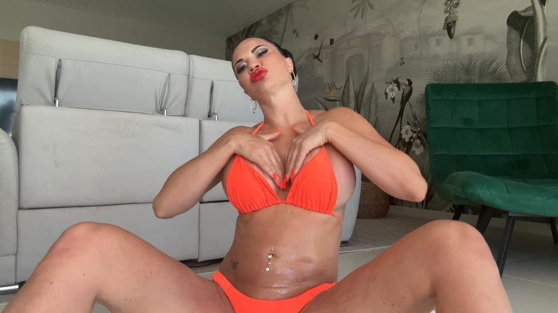 Jasmine Jae: tel se sani huee gand chudaee
