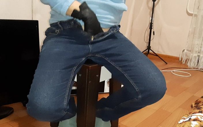 Lesbian-candys: Двоє молодих студентів у гуртожитку мастурбують свої пизди один навпроти одного
