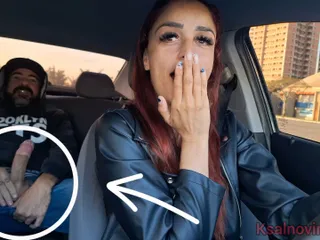 ksalnovinhos: Slutty App Driver Catches Passenger Masturbating Behind...what Now?
