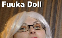 Picticon bondage and fetish: La bambola fuuka succhia le dita dei piedi e i...