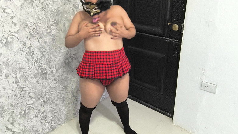 PATY PATY: Jovencita Le Encanta Que Le Pase La Lengua En Su...