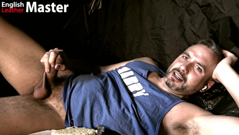 EnglishLeathermaster: Biskuit soggy dengan ayah tirimu yang belum dipotong saat berkemah