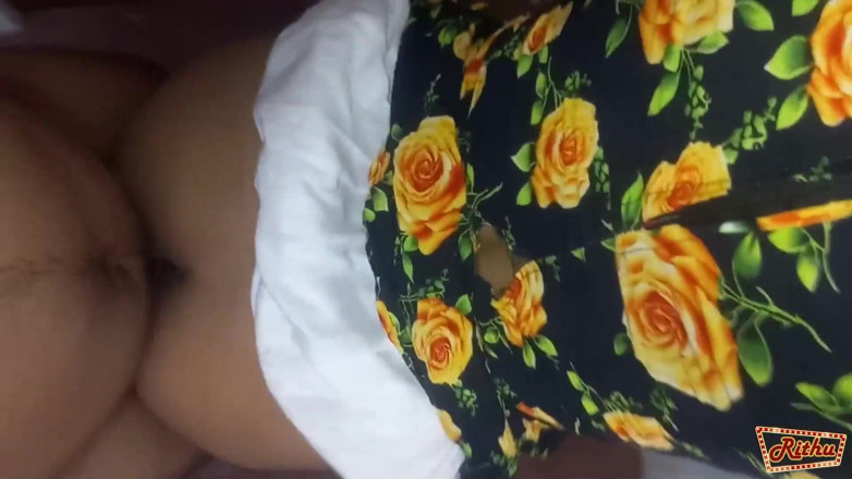 Rithu_Girl: Sri Lanki bardzo piękna wiejska dziewczyna pieprzyć spermę w cipce