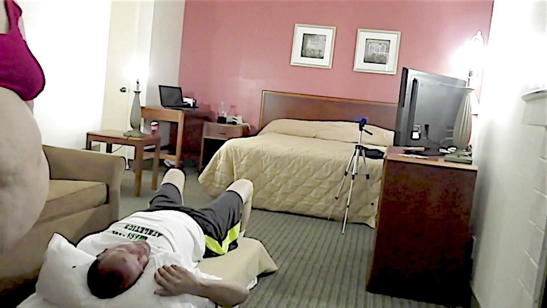 Full Weight Productions: Bigmommakat montre le petit norvégien à qui patronne