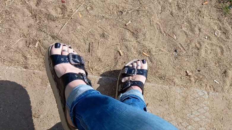 Heelex: Sandal platform seksi
