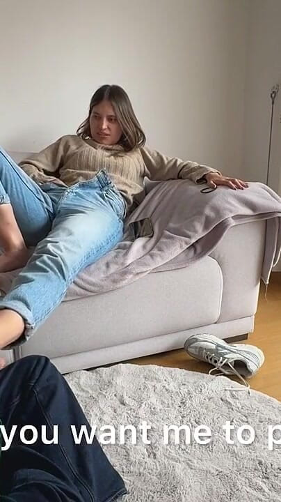 We Fuck While Playing Video Games (Scarlett and Chanel)