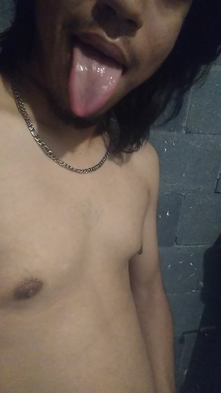 AlexAlejandro13: Attività calda la sera al bagno