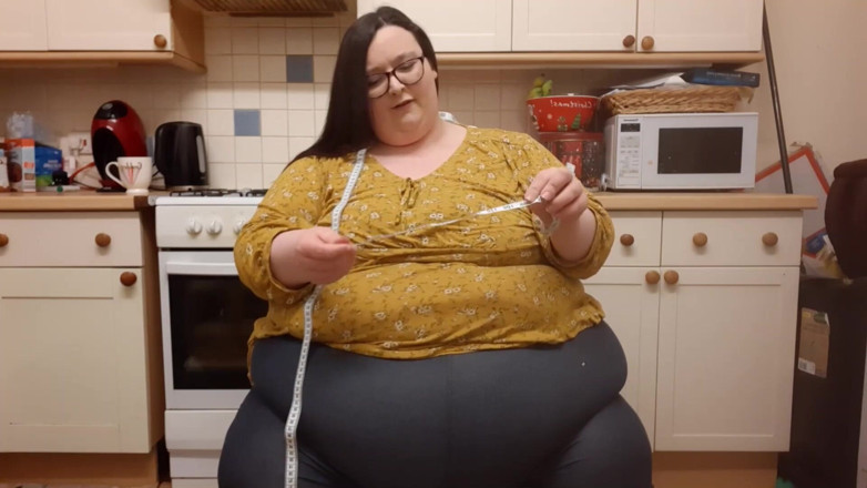 SSBBWLadyBrads: SSBBW sat down measurements inches huge
