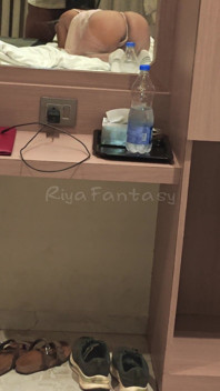 Sudut pandangan pertama Riya Memberikan Blowjob