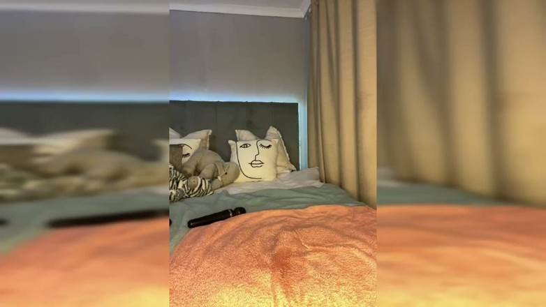 Legendary Booty Overdose: Siyah iri güzel kadın birden fazla fışkırtıyor ve göte tapıyor