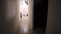 Solo_incognita: 我教我的小继妹玩手机，同时让她摸我那巨大的鸡巴