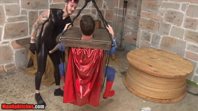 ManUpFilms: Nightshade Mengalahkan Superman