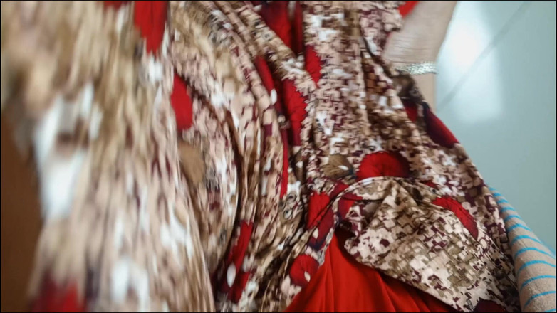 Nadiyabd: असली शादीशुदा जोड़ा घर का बना भारतीय सेक्स देसी पत्नी का दूध दबाना