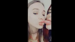 Tükürük takas videolarının büyük derlemesi