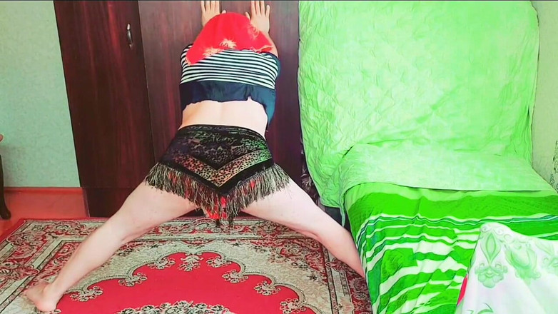 Kitty_Cross: Grote cumshot schattige benen van hete ladyboy sexy shemale-model prinses...