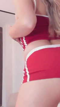 Blonde Wants to Be Fucked