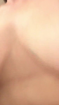 Uma puta com um rosto puro sob o disfarçado lasciva! Um-a-um com uma esposa puta amadora ao lado 3-3