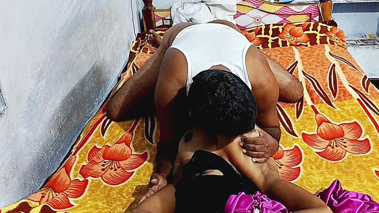 Desihotcouple: La Moglie Indiana Indiana Lecca La Figa Pompino E Viene...